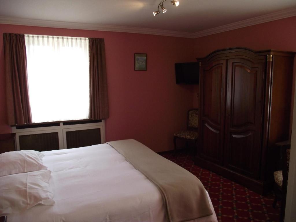 Hostellerie Au Cygne Wissembourg Quarto foto